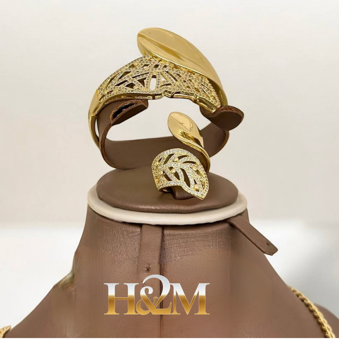 طقم ورق الشجر